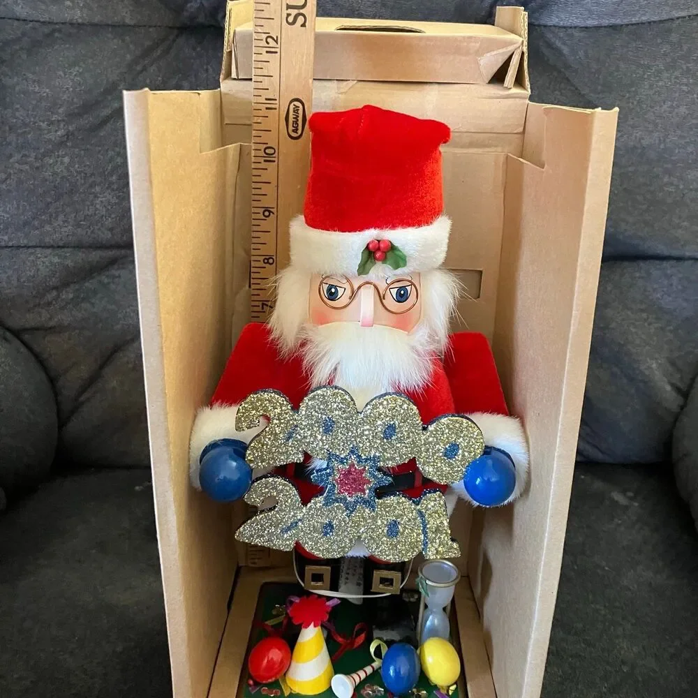 Vtg Christmas Nutcracker Celebration Santa Village Old World 2000 2001 Ltd Edit